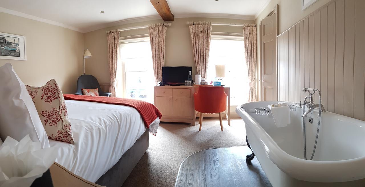 Crown Hotel เซาท์เวิลด์ ภายนอก รูปภาพ